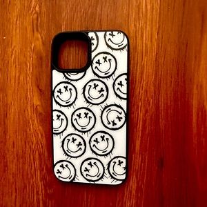 Black and white smiley case